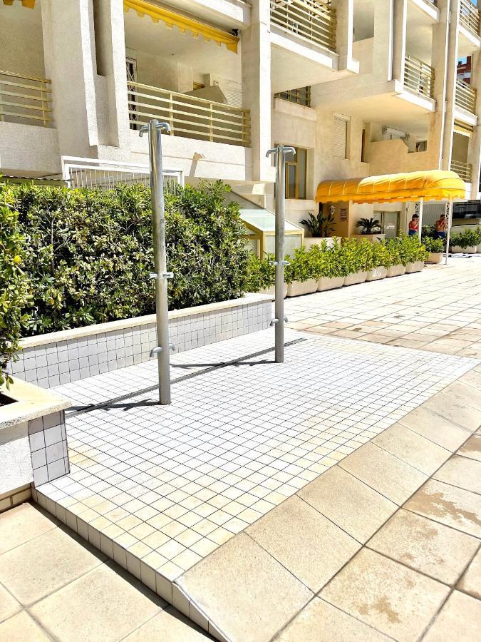 ApartBeach NOVELTY Climatizado Frente Playa Salou Exterior foto